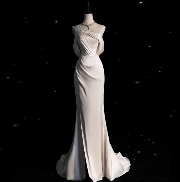 Robe de mariée classique sirène asymétrique en satin blanc, robe de mariée minimaliste DP1658