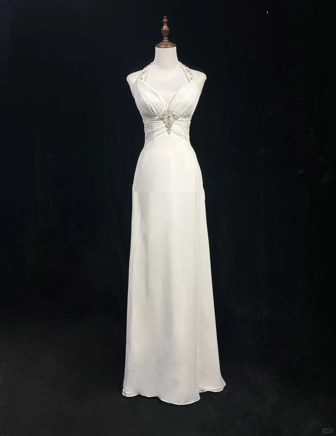 Robe de mariée classique, coupe trapèze, col licou, en mousseline blanche, minimaliste, DP1696