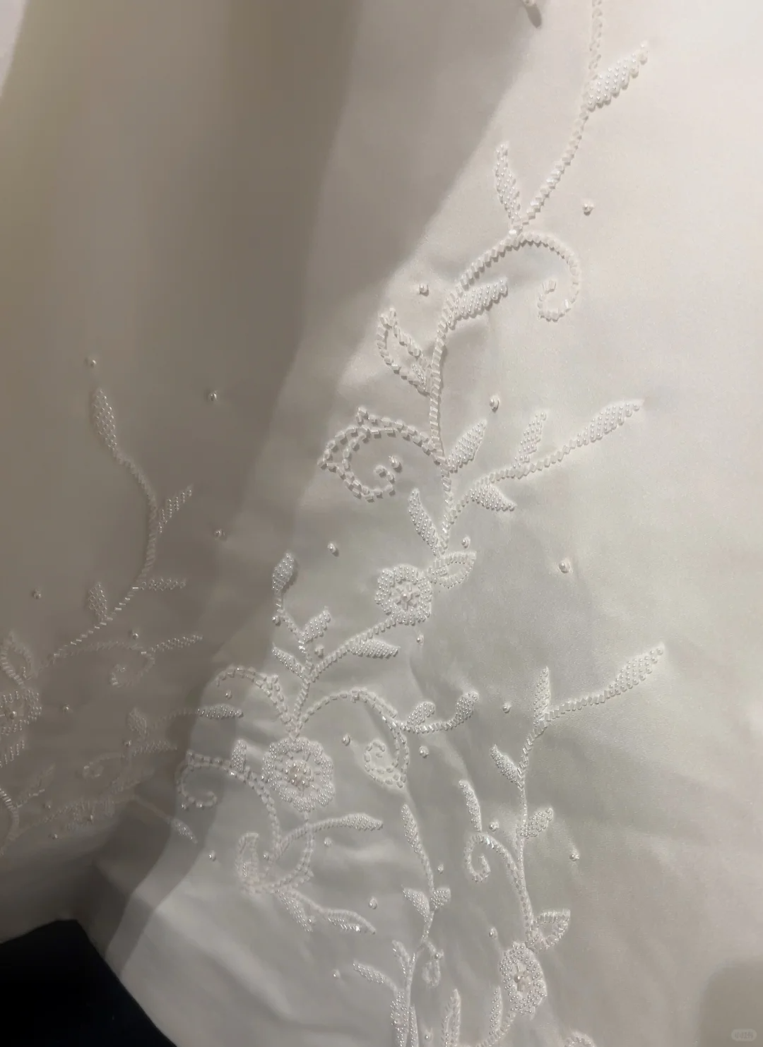 Robe de mariée classique, robe de bal, bustier, satin blanc, robes de mariée minimalistes, DP1698