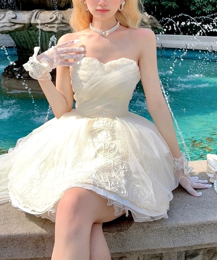 Cute Ball Gown Sweetheart Short Beige Homecoming Dress Summer Hoco Dresses Cocktail Dress For Senior Teens DP1786