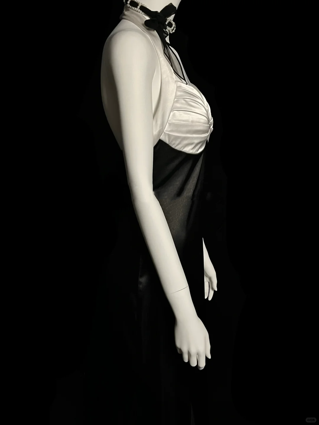 Robe de soirée longue en satin noir, style sirène, col licou, style vintage, robe de bal DP2032