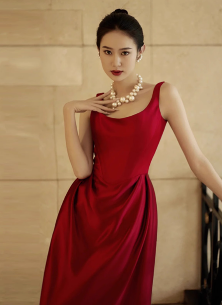 Elegantes Etuikleid mit quadratischem Ausschnitt, rotes Satin, Ballkleid für Hochzeitsgäste, Sommerkleider, Outfits für Hochzeitsgäste, DP2264
