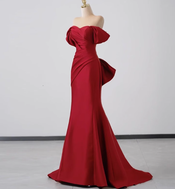Elegante Meerjungfrau Off The Shoulder Red Satin Ballkleider Formale Sommer Hochzeitsgastkleider Hochzeitsgast-Outfits DP2275