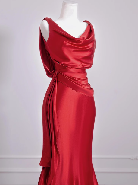 Elegante Meerjungfrau V-Ausschnitt Rot Satin Ballkleider Formale Sommer Hochzeitsgastkleider Hochzeitsgast-Outfits DP2277