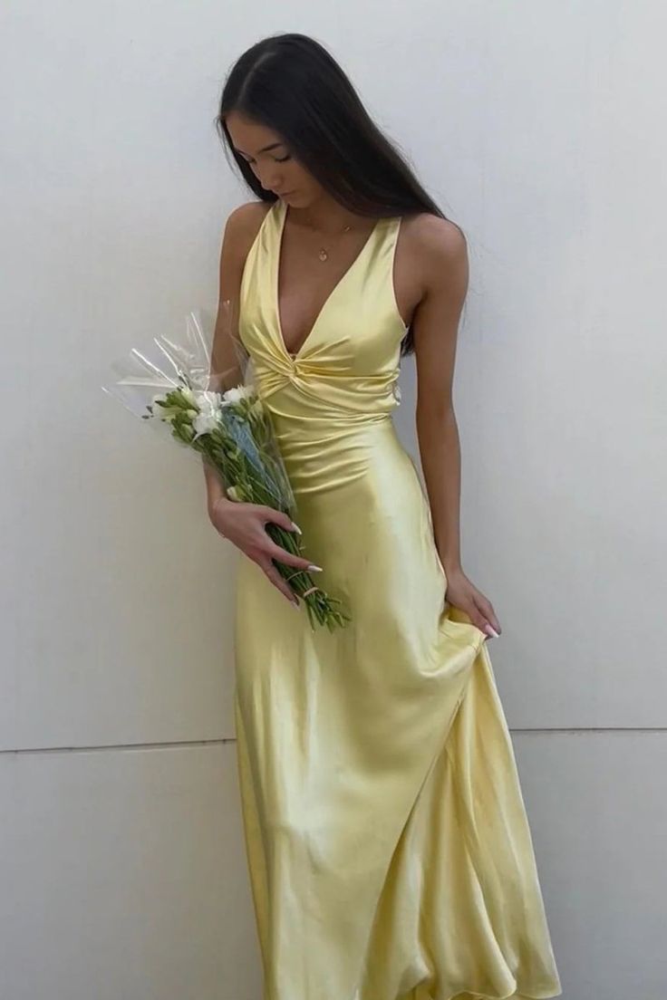 Robe de soirée longue en satin plissé, col en V, chic, dos nu, sans manches, robe de bal DP239