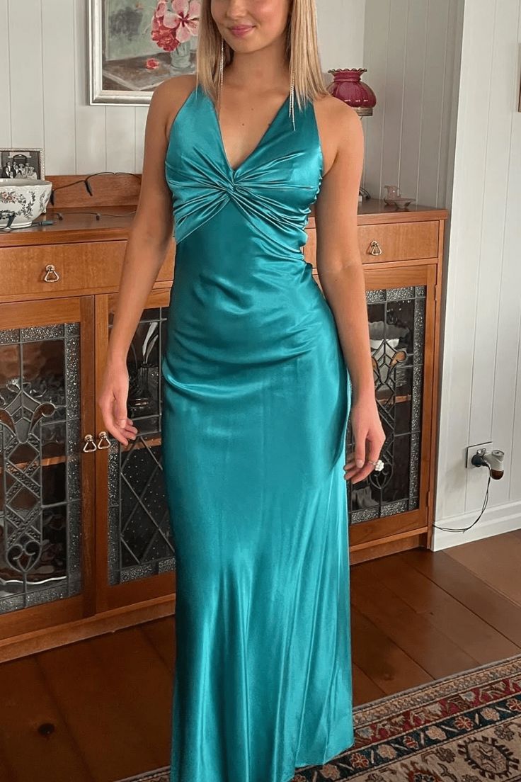 Robe de soirée longue en satin plissé, col en V, chic, dos nu, sans manches, robe de bal DP239