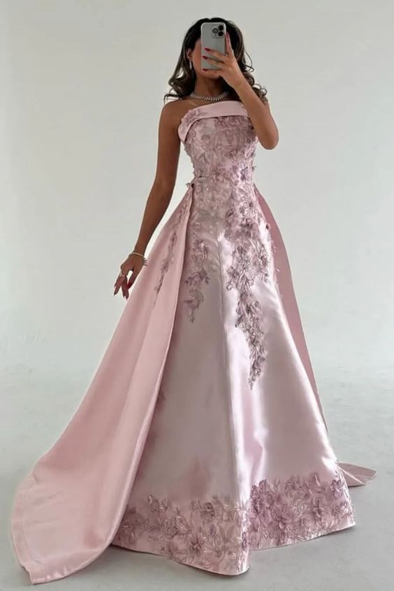 Elegant Pink A-Line Strapless Satin Party Dress with Appliques and Court Train DP243