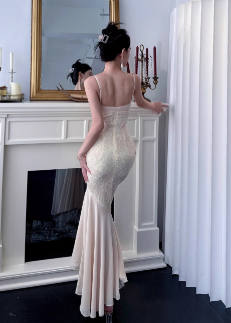 Elegant Spaghetti Straps Mermaid Lace Long Evening Dresses, Light Champagne Formal Dresses DP3144