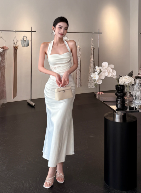 Chic Halter Sheath Satin Evening Dresses,White Formal Dresses DP3151