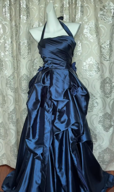 Vintage Halter A-Line Long Prom Dresses Satin Navy Blue Formal Dresses Sleeveless Evening Dresses DP3278