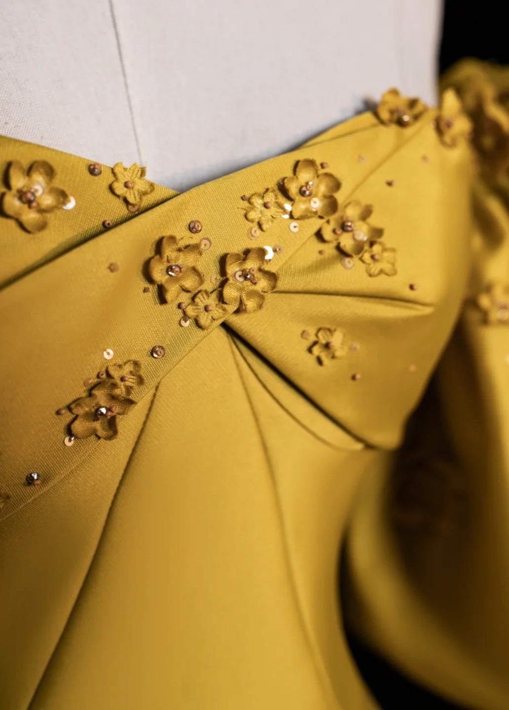 Glam Sweetheart A-Line Long Prom Dresses Satin Yellow Evening Dresses DP3342