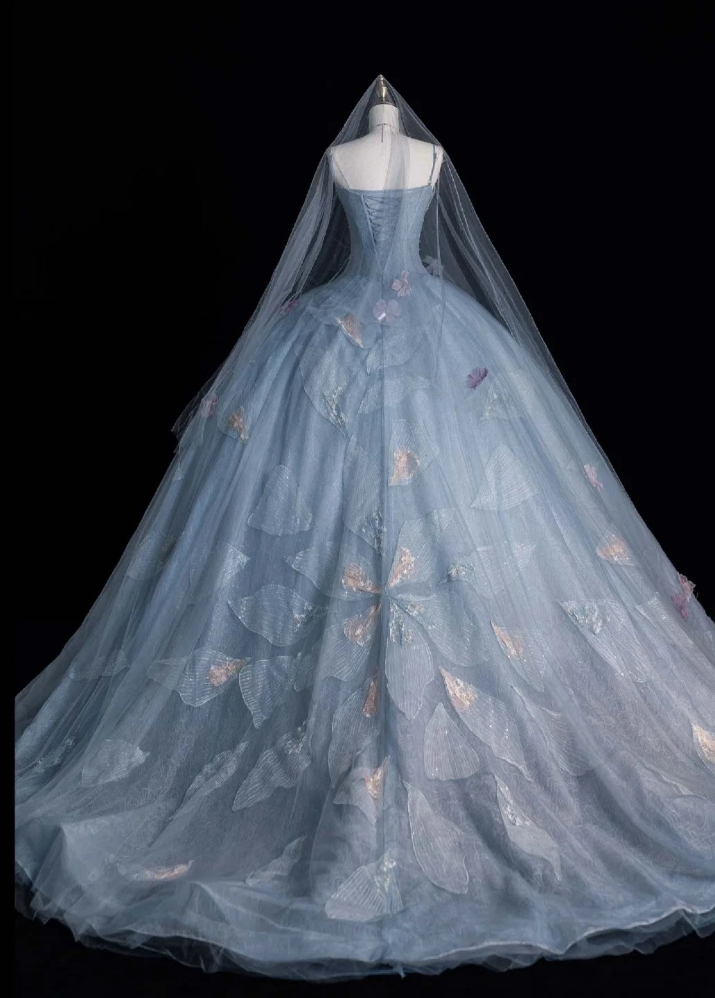 Gorgeous Spaghetti Strap A-Line Long Prom Dresses Tulle Sequined Gray Blue Evening Dresses DP3343