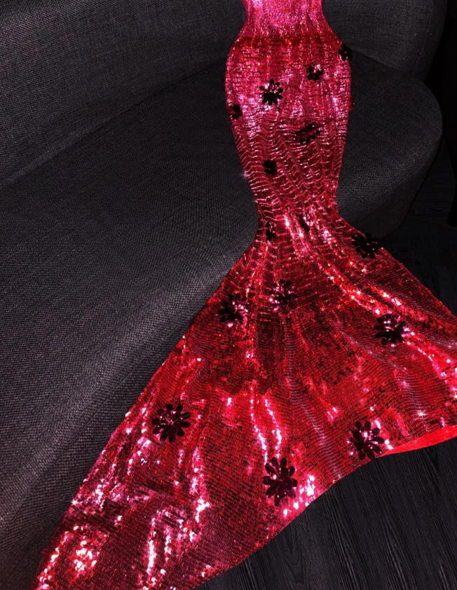 Glam Sweetheart Neck Mermaid Long Prom Dresses Sequin Burgundy New Year's Eve Dress DP3371