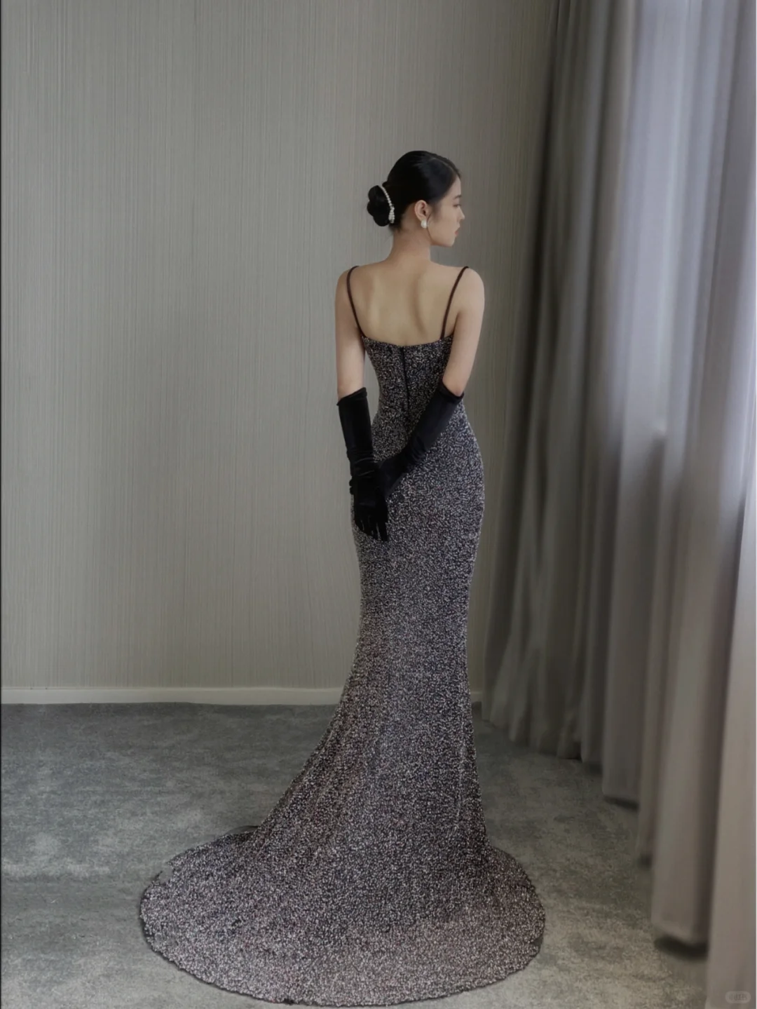 Pretty Mermaid Spaghetti Straps Sequin Sleeveless Long Prom Dresses High School Evening Dresses DP369