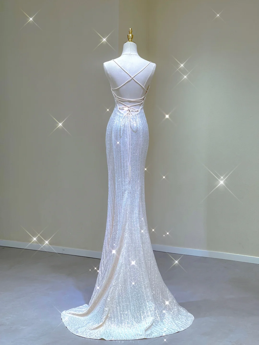 Simple Mermaid Spaghetti Straps Long White Wedding Dresses Backless Summer Brides Dress DP381