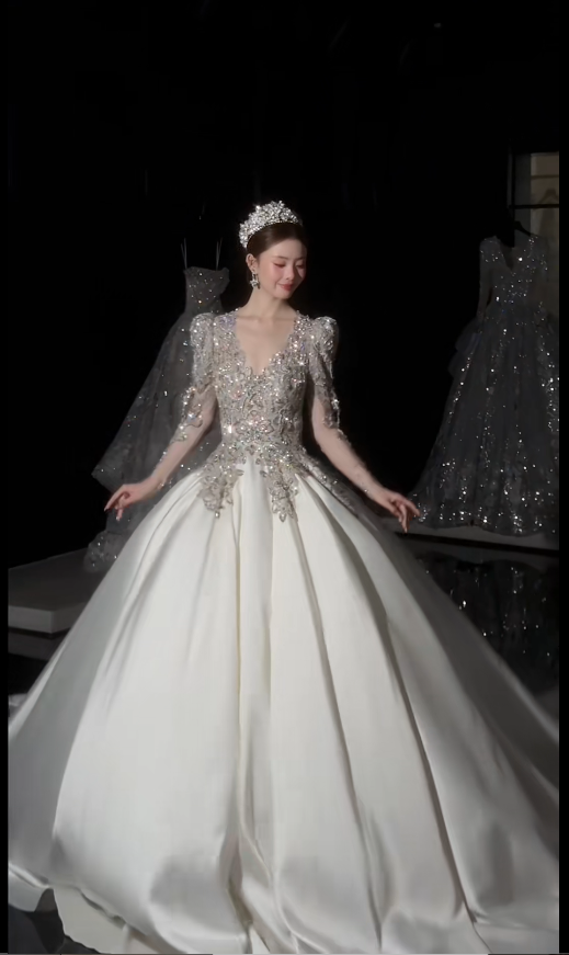 Timeless A-Line Long Wedding Dresses Sweetheart Neck Satin Long Sleeve Bridal Dresses White Bridal Gowns DP3848