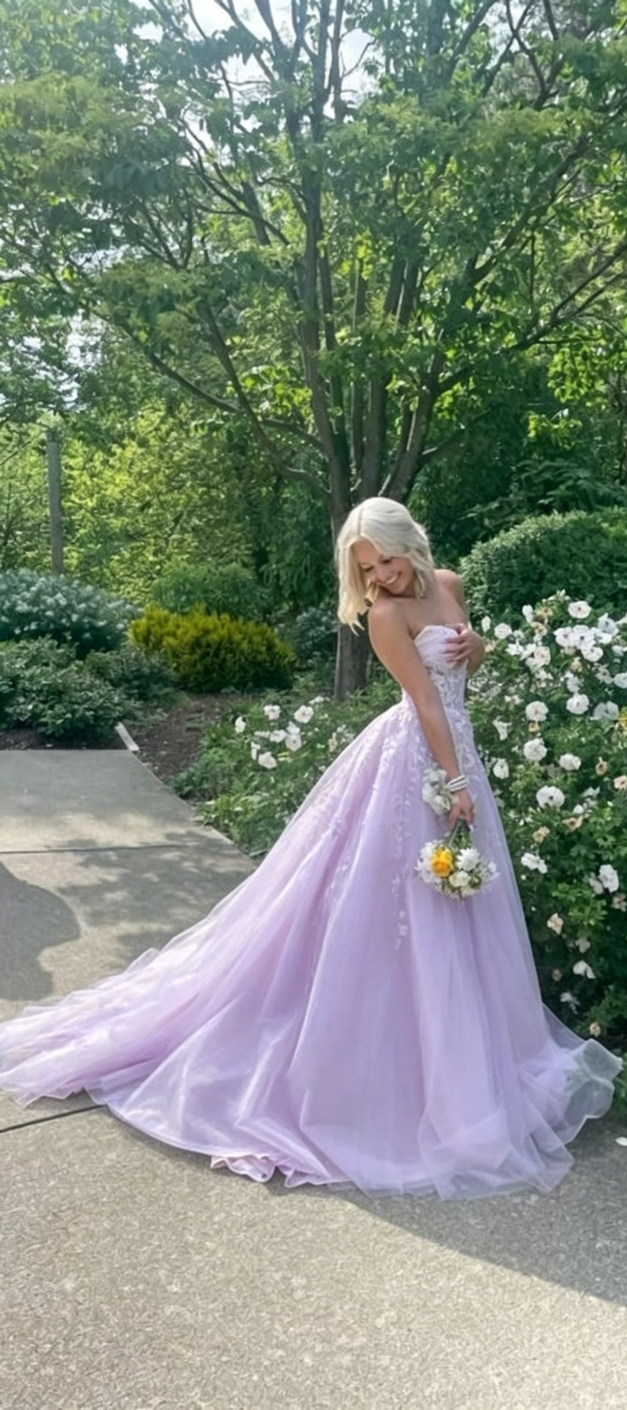Chic Sweetheart A-line Yellow Long Prom Dresses Sleeveless Tulle Applique Yellow Birthday Dresses DP3857