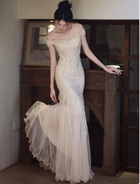 Elegant Off-the-Shoulder Mermaid Long Prom Dresses Tulle Apricot Evening Dresses DP3876