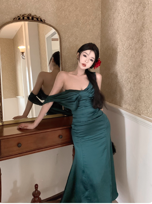 Chic Sheath Dark Green Long Prom Dresses Sleeveless Satin Dark Green Birthday Dresses DP3880