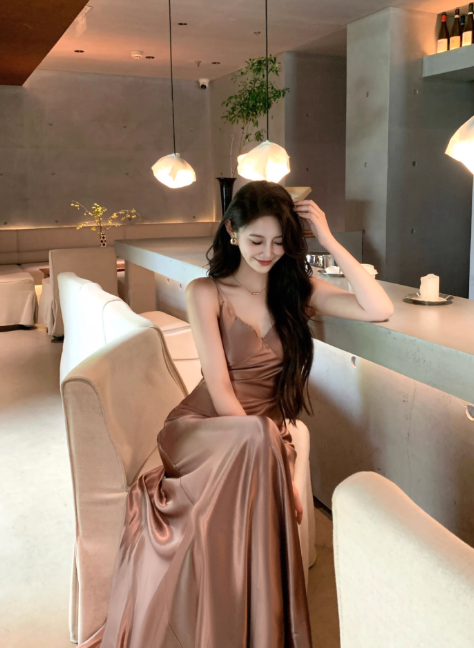 Elegant Sheath White Long Prom Dresses Spaghetti Strap Satin White Evening Dresses DP03957