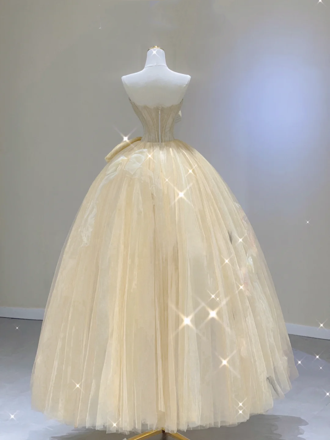 Modest Ball Gown Strapless Yellow Tulle Long Prom Dresses High School Outfits Graduation Dress Evening Dresses DP404