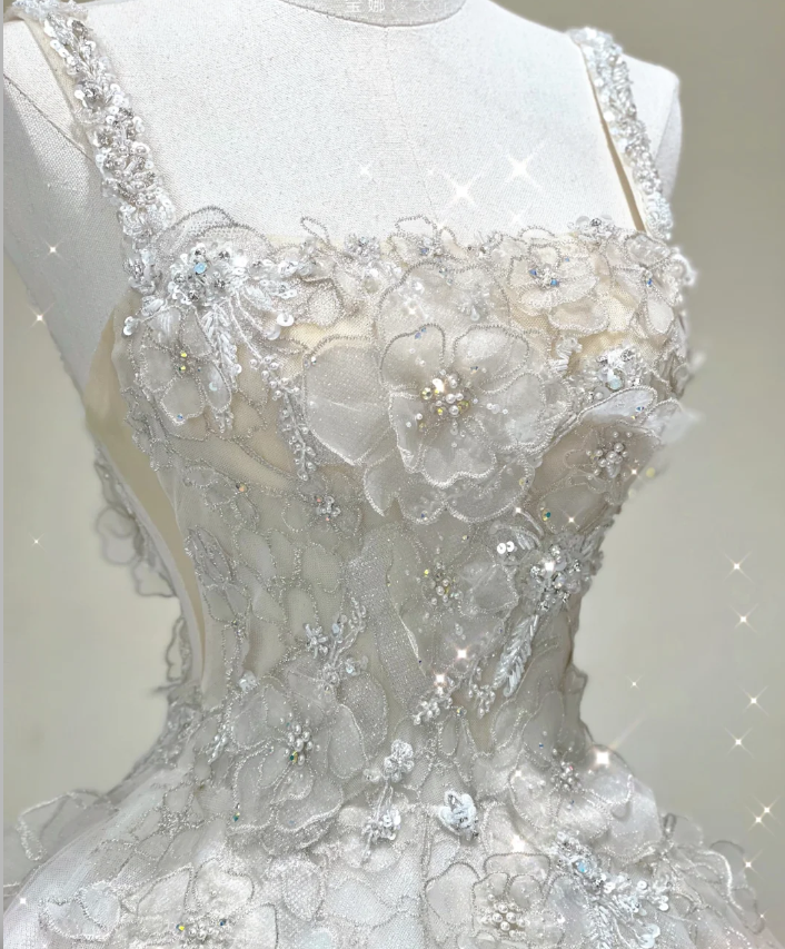 Unique Ball Gown Square Neckline Lace Long White Wedding Dresses Brides Dress DP421
