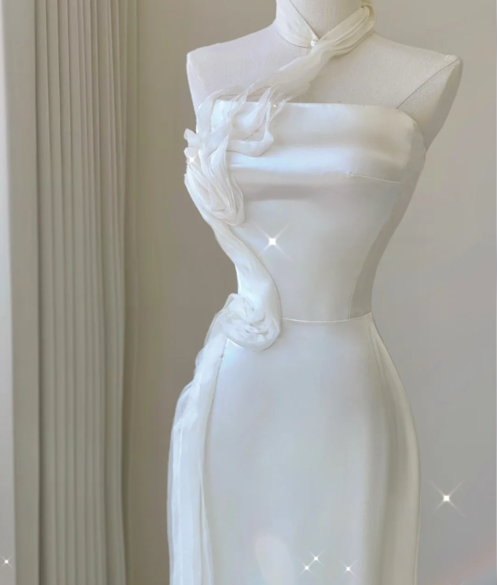 Robe de mariée sirène élégante et chic, asymétrique épaule dénudée, longue robe en satin blanc, DP462