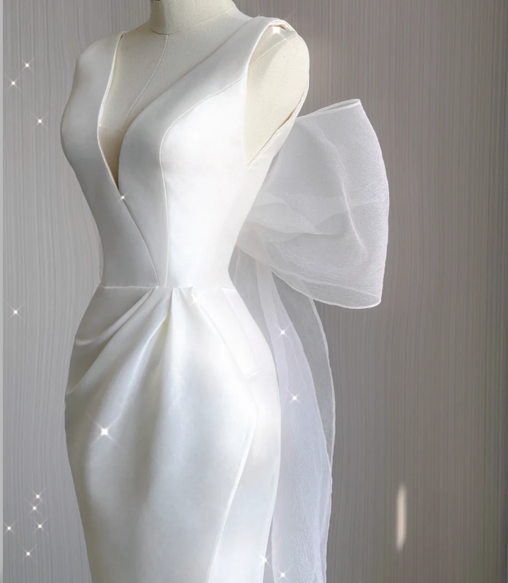 Simple Mermaid V Neckline Long White Wedding Dresses Summer Brides Dress DP473