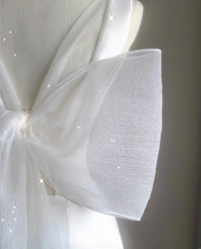 Simple Mermaid V Neckline Long White Wedding Dresses Summer Brides Dress DP473