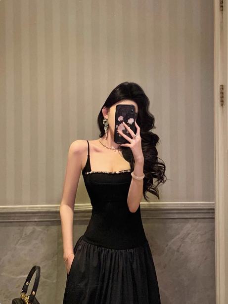 Elegant A line Spaghetti Straps Black Sleeveless 21st Birthday Dress Party Gown Birthday Outfits Birthday Dress Ideas For Women DP543