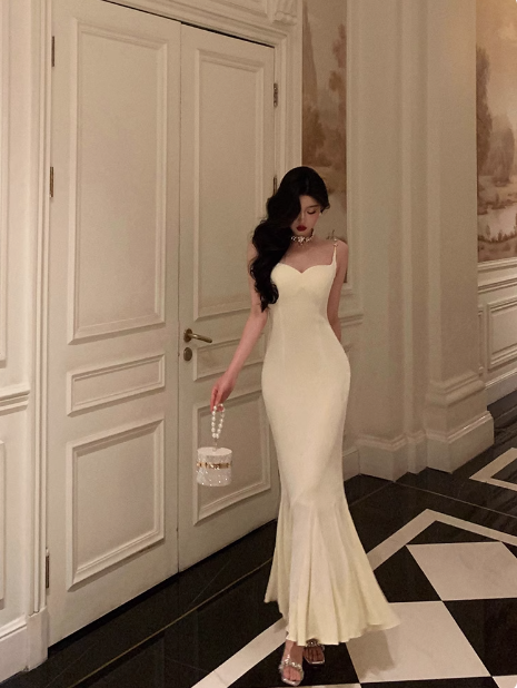 Elegant Mermaid Spaghetti Straps Ivory 18th Birthday Dress Party Gown Birthday Outfits Birthday Dress Ideas For Women DP593