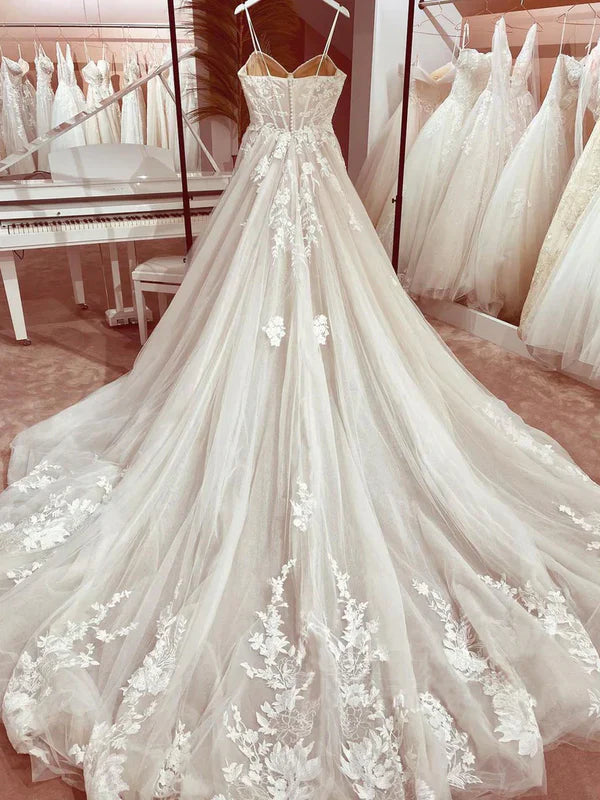 Robe de mariée chic et élégante, bretelles spaghetti italiennes, coupe trapèze, en dentelle, robes de mariée DP636