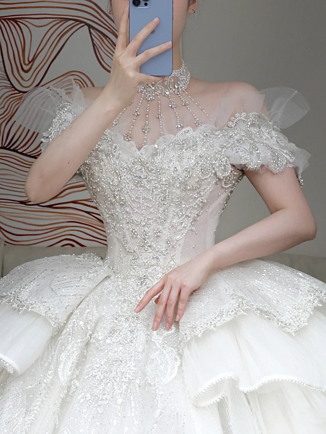 Luxury Ball Gown Wedding Dresses Off The Shoulder Short Sleeves Sequin Wedding Dress With Train DP658