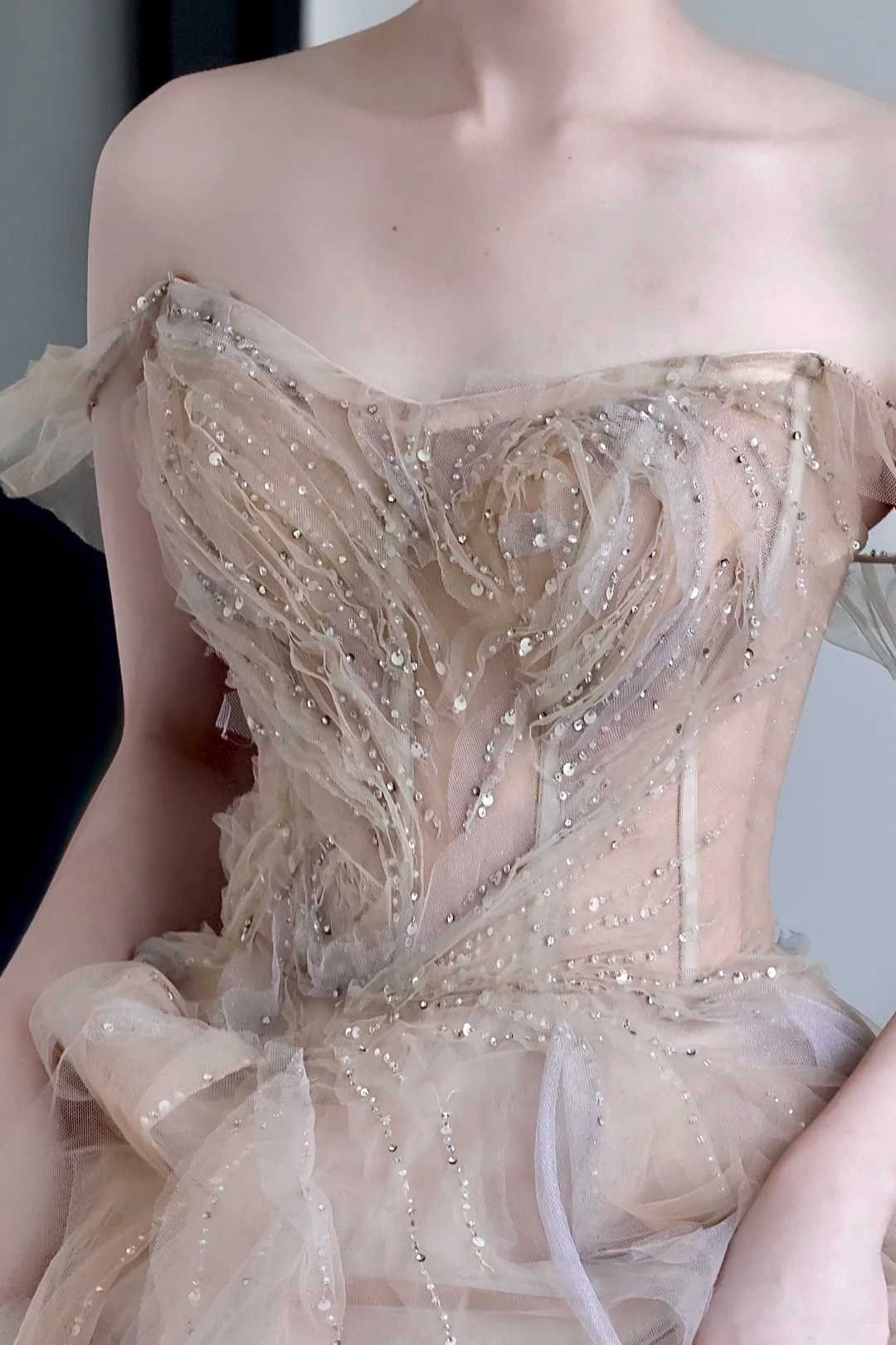 Gorgeous Ball Gown Off The Shoulder Champagne Tulle Long Prom Dresses Graduation Dresses DP664