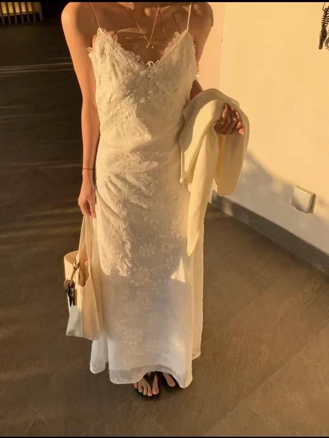 Gorgeous A Line Halter Long Lace Ivory Prom Dresses Wedding Guest Dresses Graduation Dresses DP725
