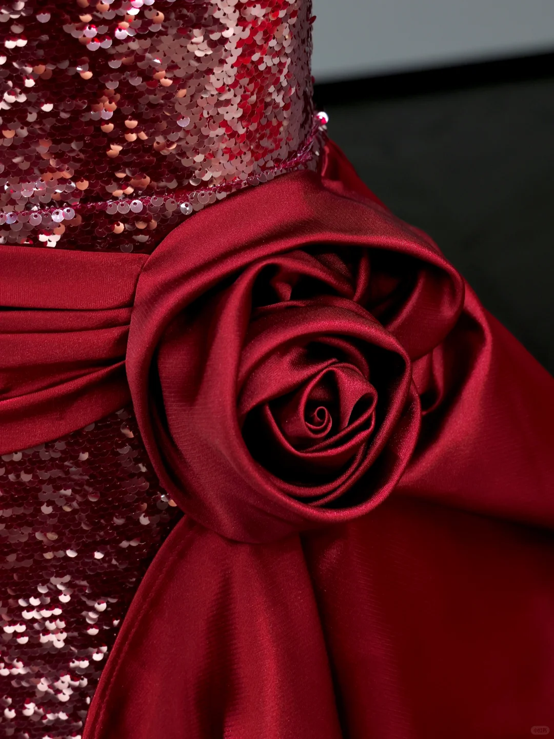 Gorgeous Sheath Sweetheart Sequin Red Long Prom Dress Party Dress Graduation Dresses DP800