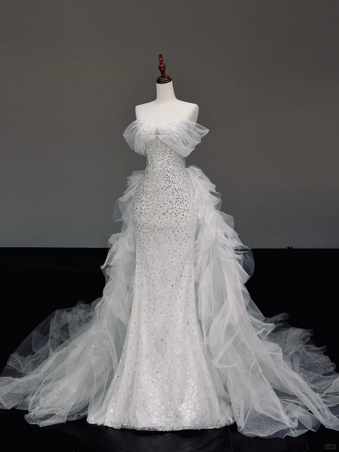 Robe de mariée intemporelle sirène décolleté en cœur en tulle blanc Robes de mariée DP845