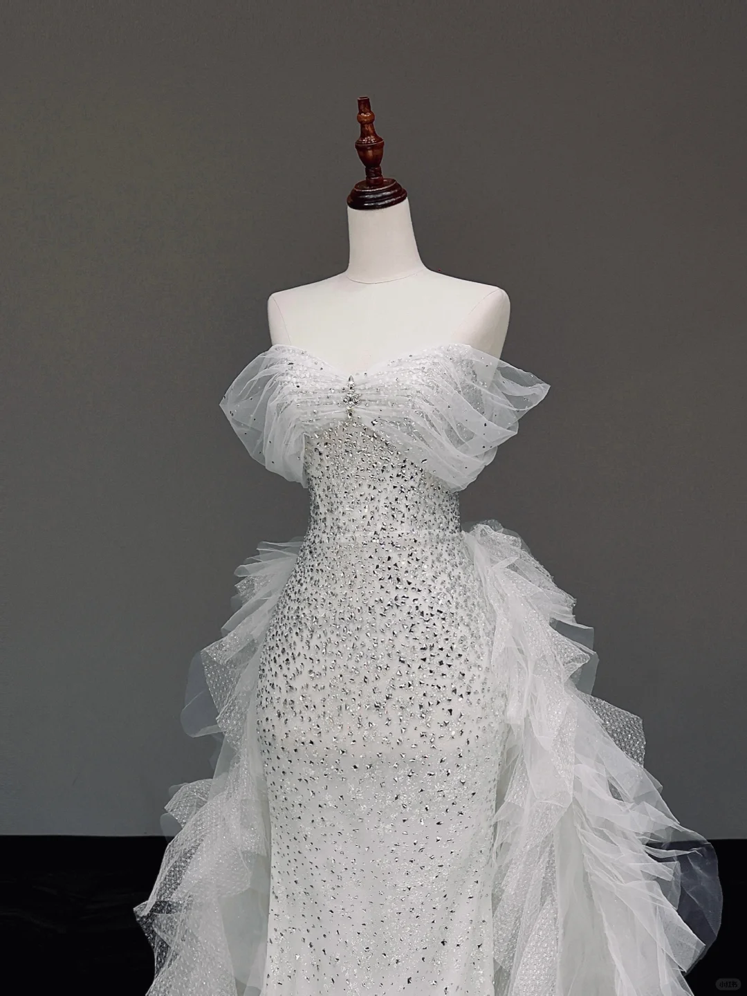 Robe de mariée intemporelle sirène décolleté en cœur en tulle blanc Robes de mariée DP845
