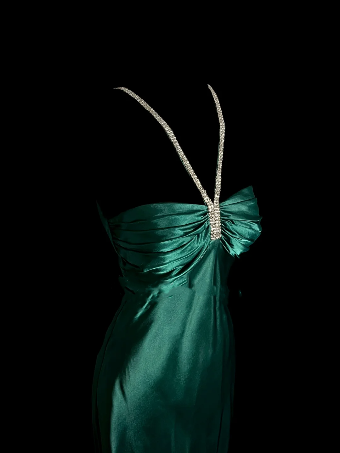 Robe de soirée longue en satin vert, style sirène, col licou, à volants, style vintage, DP937