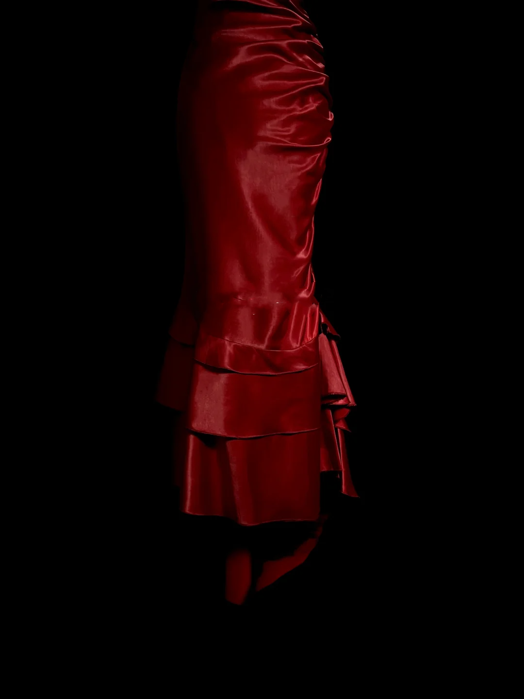 Robe de soirée longue en satin rouge, style sirène, sans manches, col licou, à volants, DP942