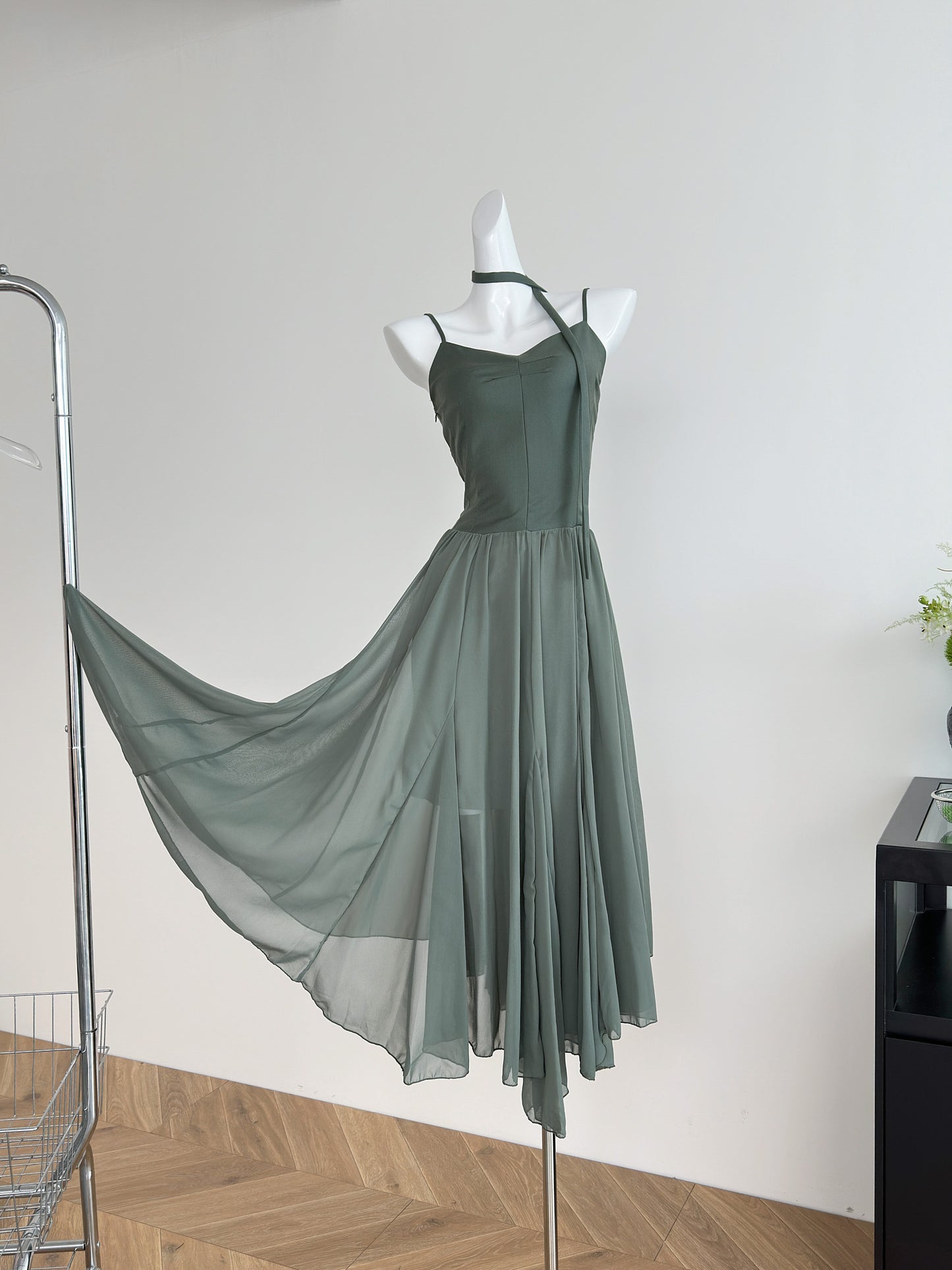 Robe trapèze en mousseline de soie à bretelles spaghetti, tenue de plage, de vacances, pour filles, DP1401