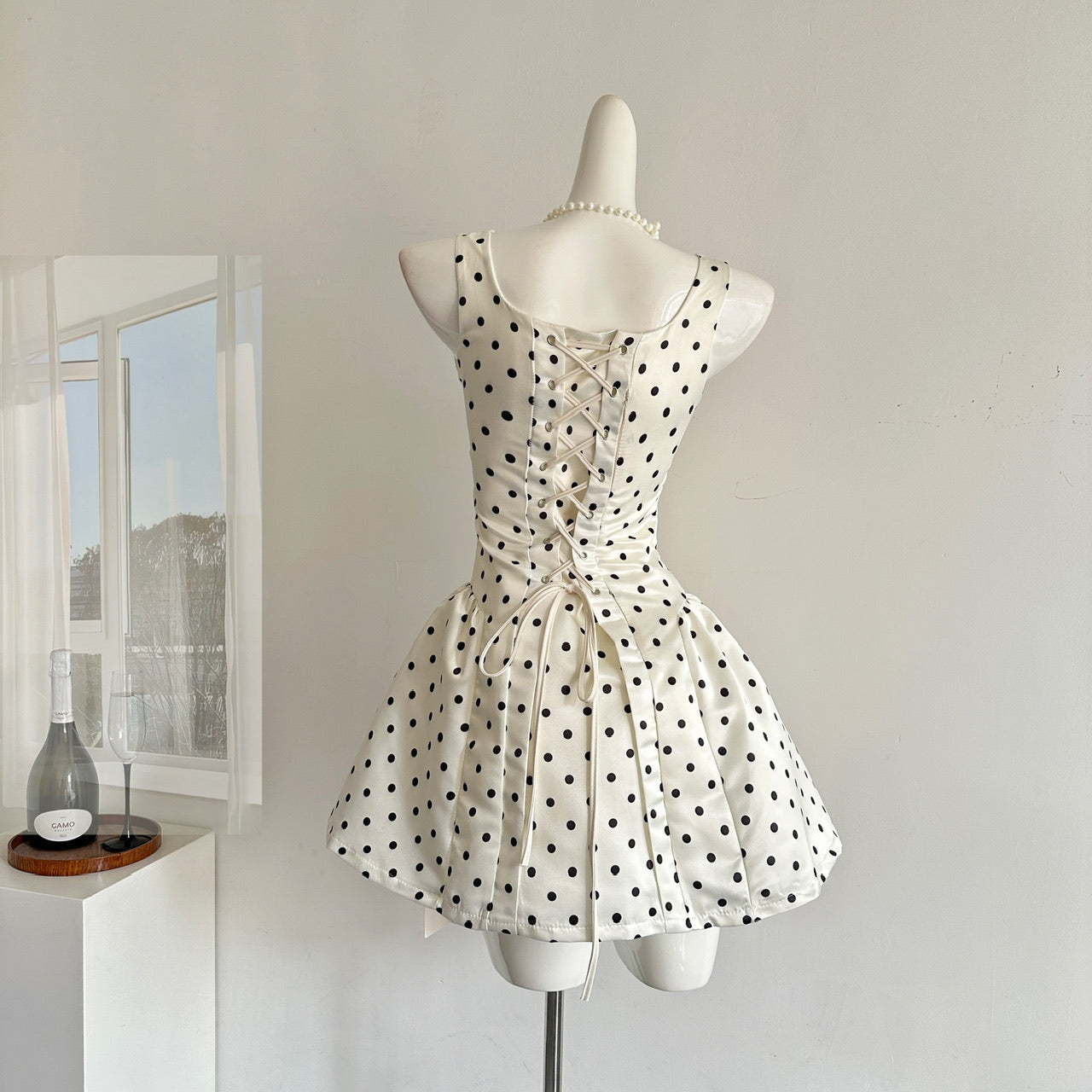 Robe de bal sexy en satin ivoire à pois, décolleté carré, courte, tenue d'été pour les fêtes et les vacances, DP0120