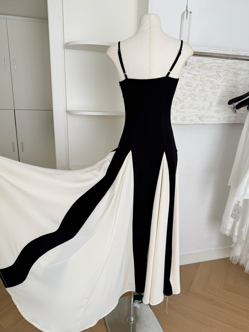 Sexy A line Spaghetti Straps Black Midi Summer Dress Holiday Party Black Birthday Outfits For Women DP0149