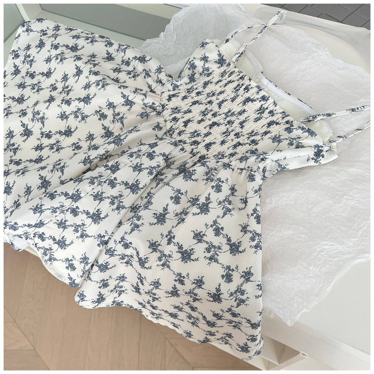 Robe d'été courte en mousseline de soie à fleurs bleues, bretelles spaghetti, coupe trapèze, tenue de fête, d'anniversaire, DP0146
