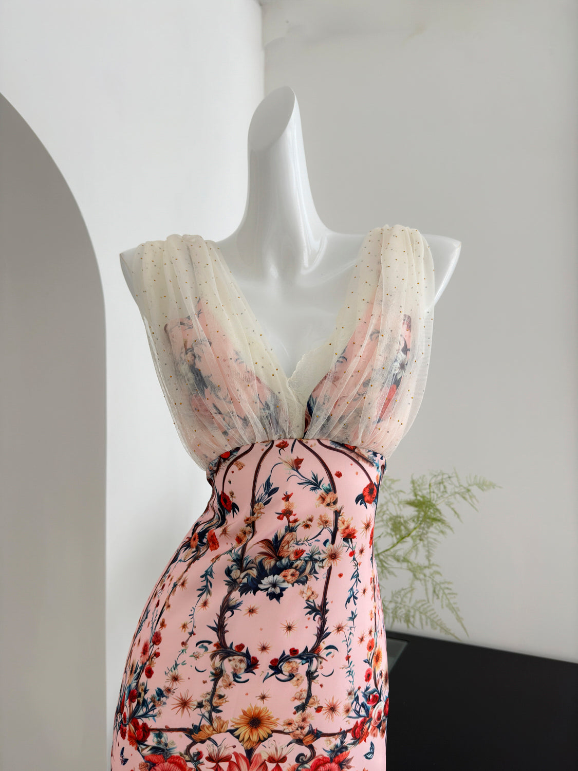 Cute Mermaid V Neckline Floral Pink Lace Long Summer Dress For Women DP0025