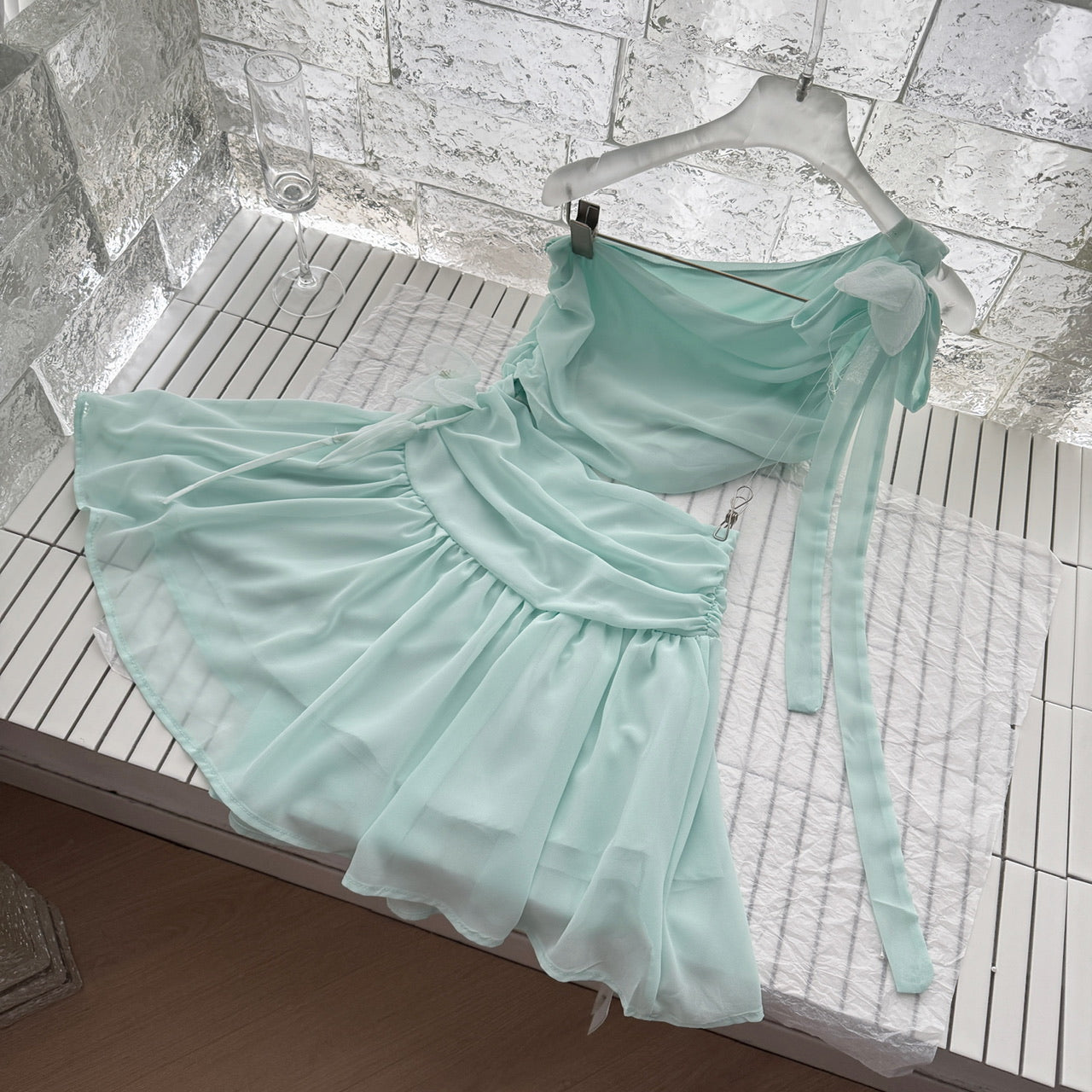 Robe d'été courte en mousseline de soie verte, asymétrique, coupe trapèze, tenue de fête, d'anniversaire, DP0147