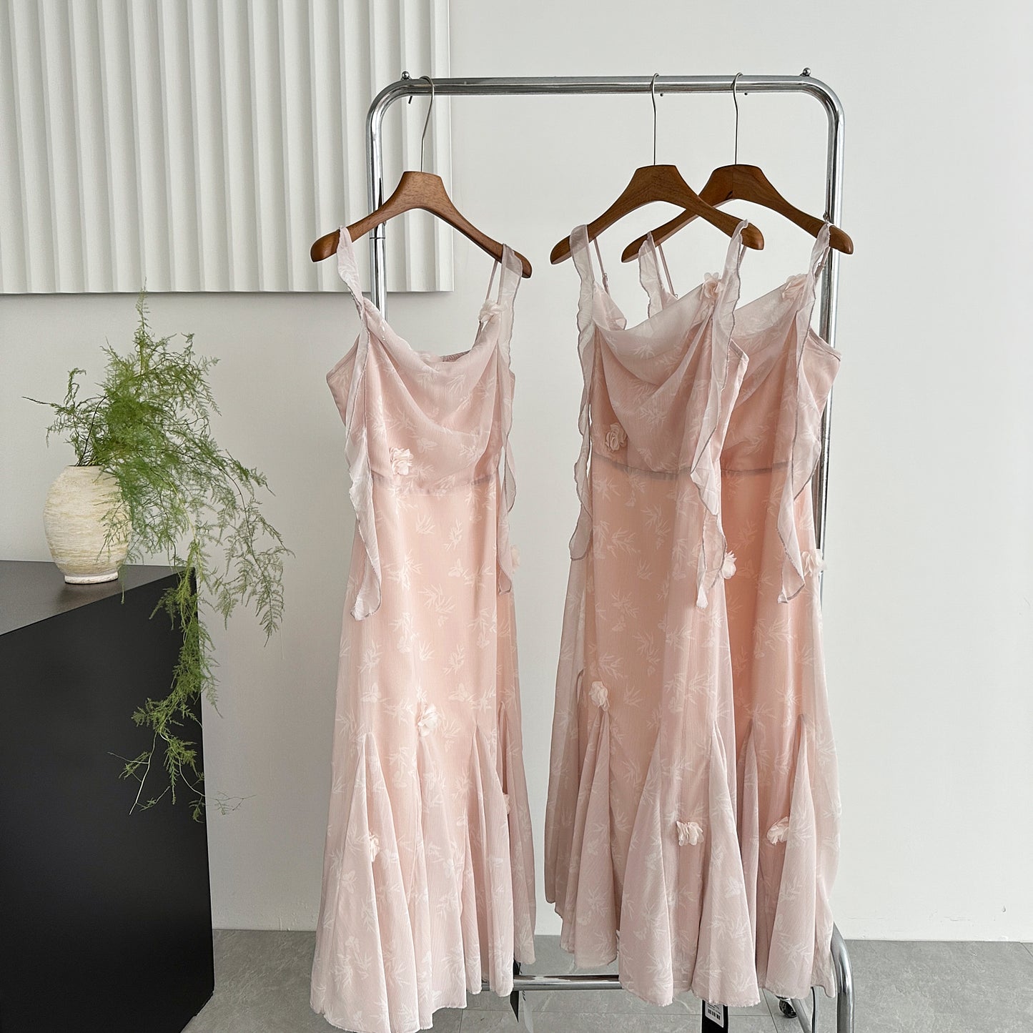 Cute Mermaid Straps Floral Pink Lace Long Summer Dress For Women DP0026