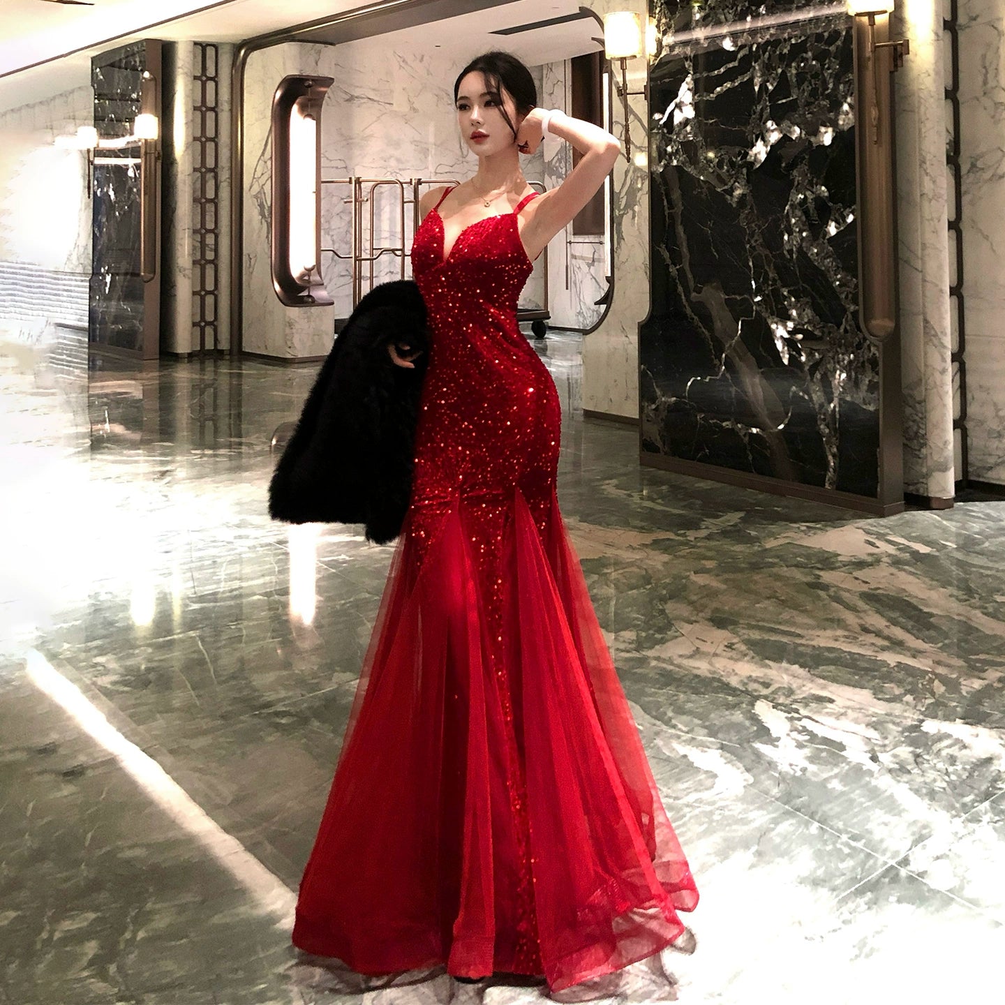 Burgunderrotes Damenkleid S931