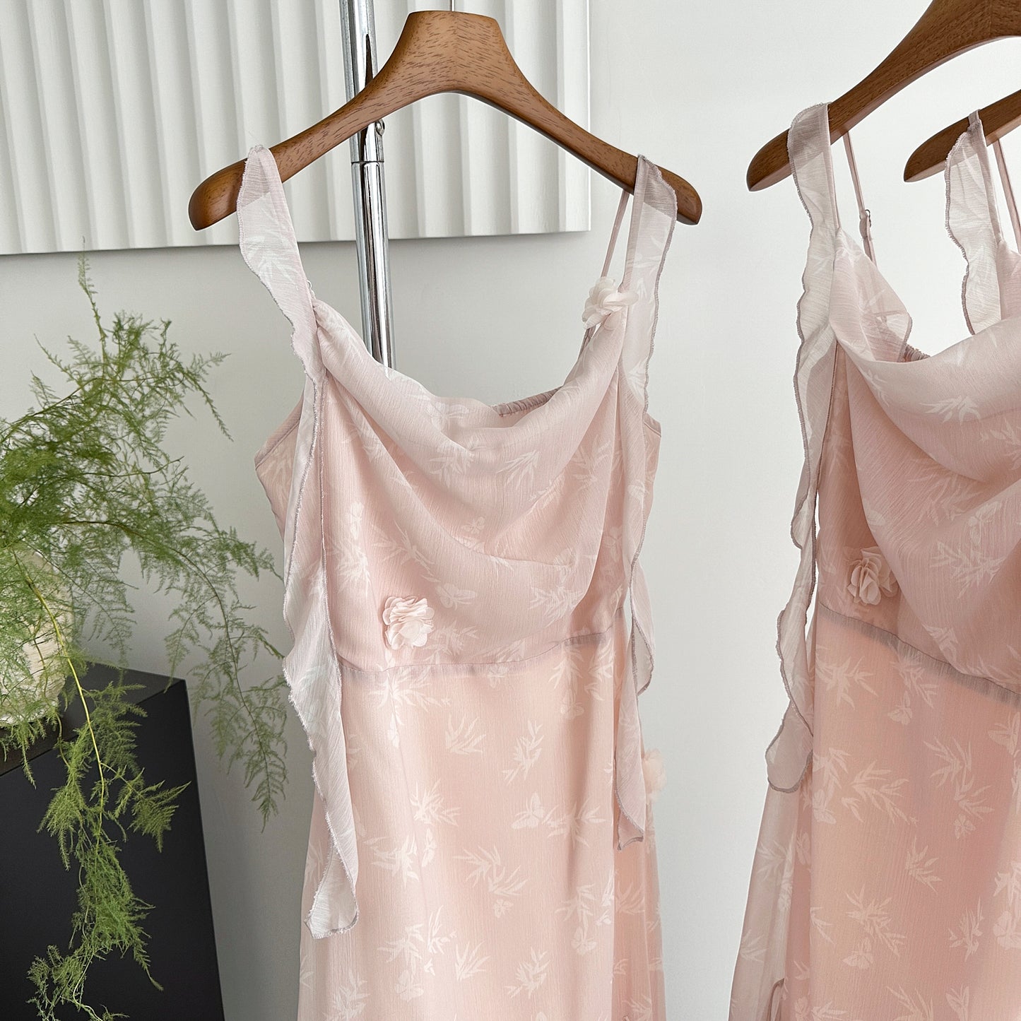 Cute Mermaid Straps Floral Pink Lace Long Summer Dress For Women DP0026
