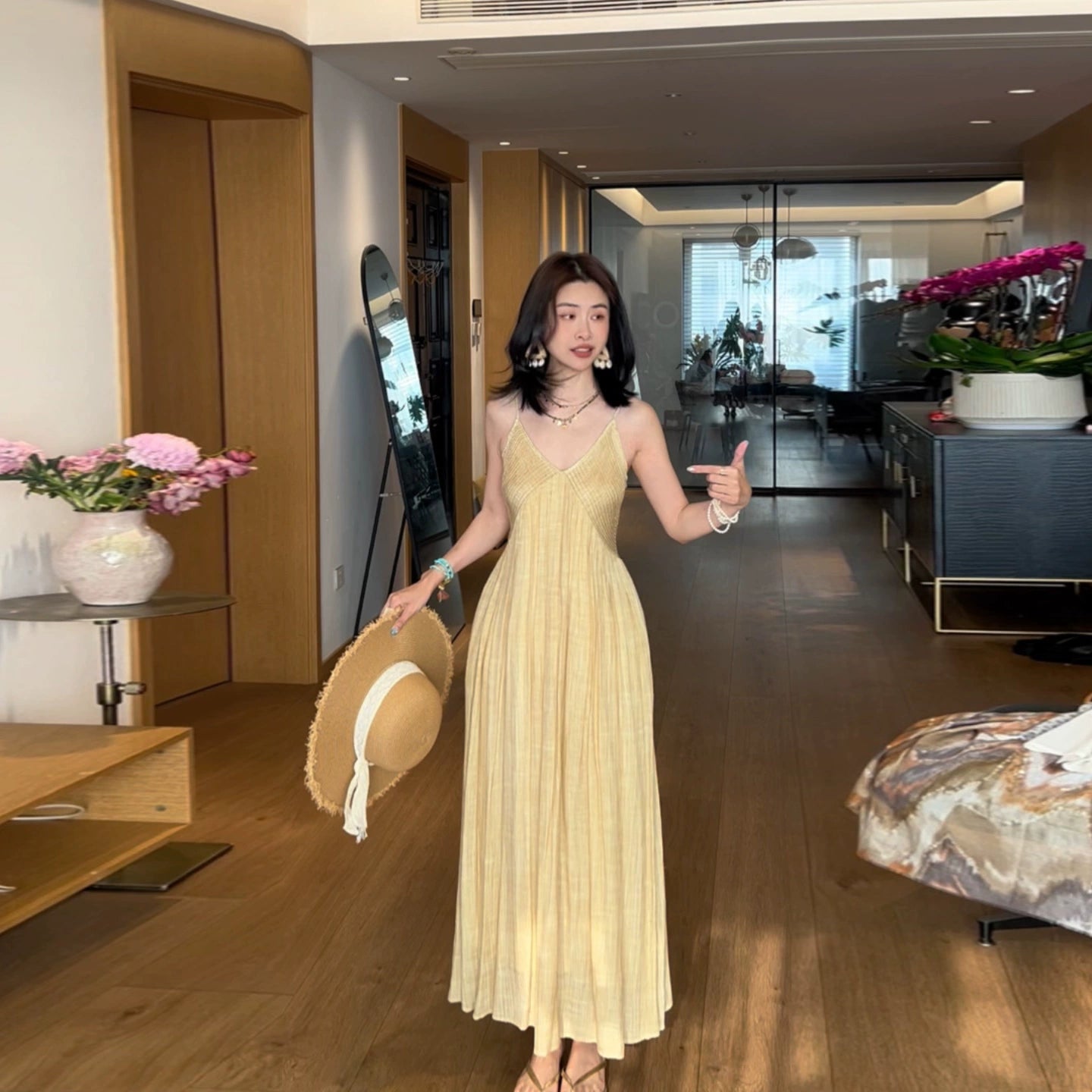 Gelbes Damenkleid S768